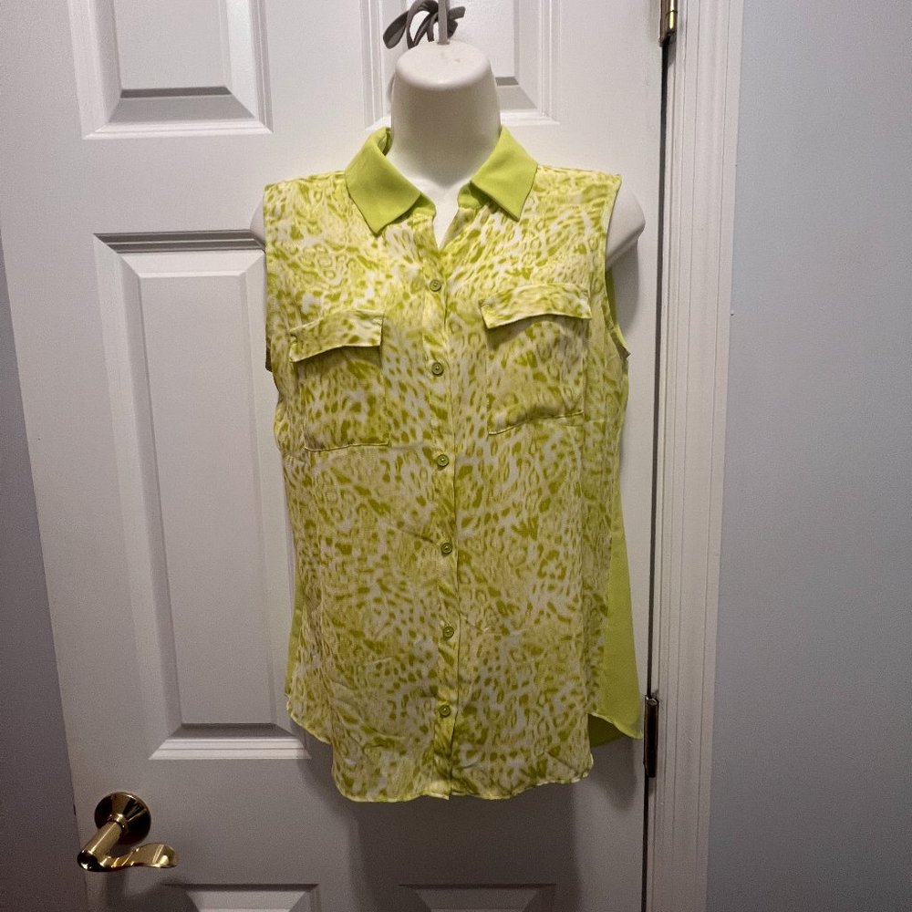 Tahari size small lime green sheer leopard print sleeveless top button down